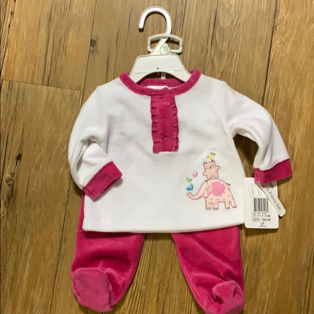 New with tags. Fleece 2 price set.